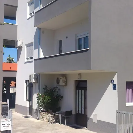 Apartments Villa Ivanka Podstrana Exterior photo